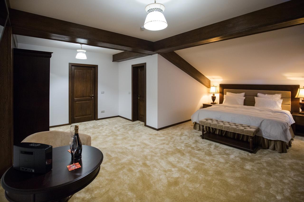 Bran Monte Crai Chalet Екстериор снимка